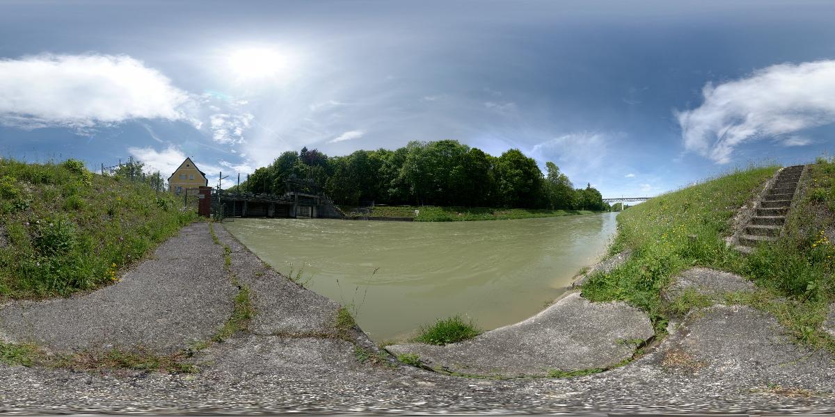 Wehranlage Großhesselohe an der Isar (Foto: © Werner Pietschmann)