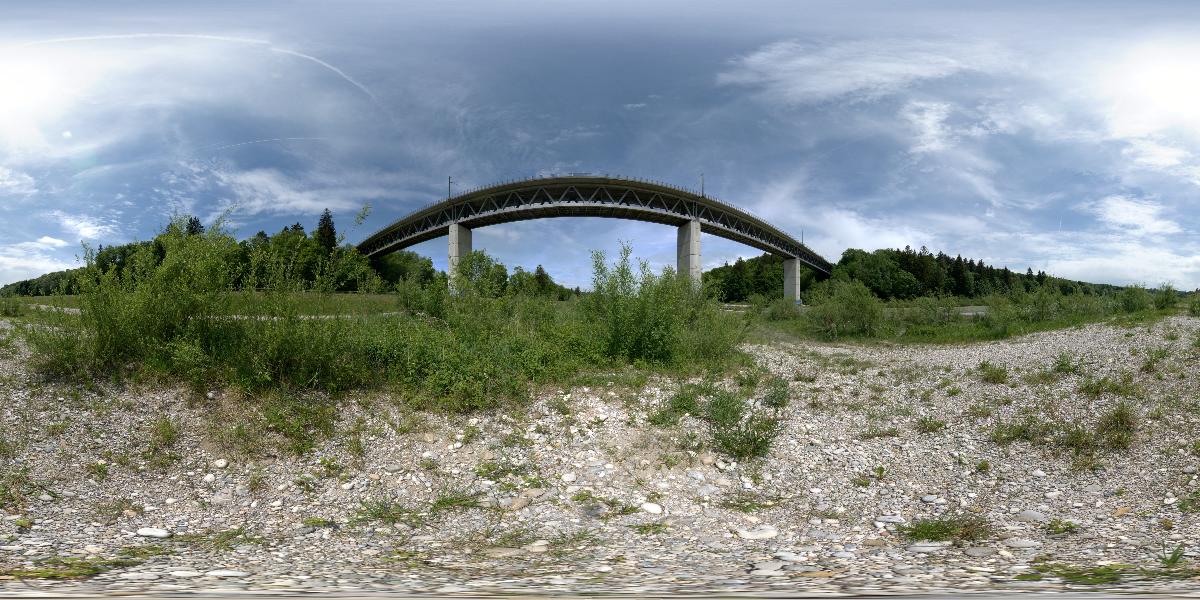 Großhesseloher Brücke über die Isar in München (Foto: © Werner Pietschmann)