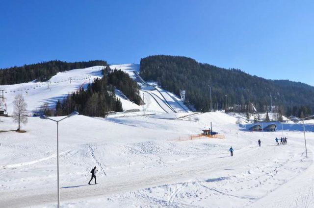 Foto: © Werner Pietschmann Blick auf die Skisprungschanzen in Seefeld in Tirol