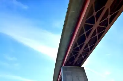 Fallerklammbrücke über den Sylvensteinstausee bei Lenggries